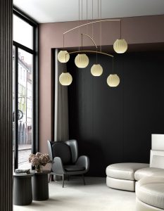 Suspension-lamp-Mei-movil6-3391000-goldstructure-ON-lifestyle-Carpyen